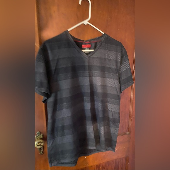 Alfani T-shirt - Picture 6 of 9